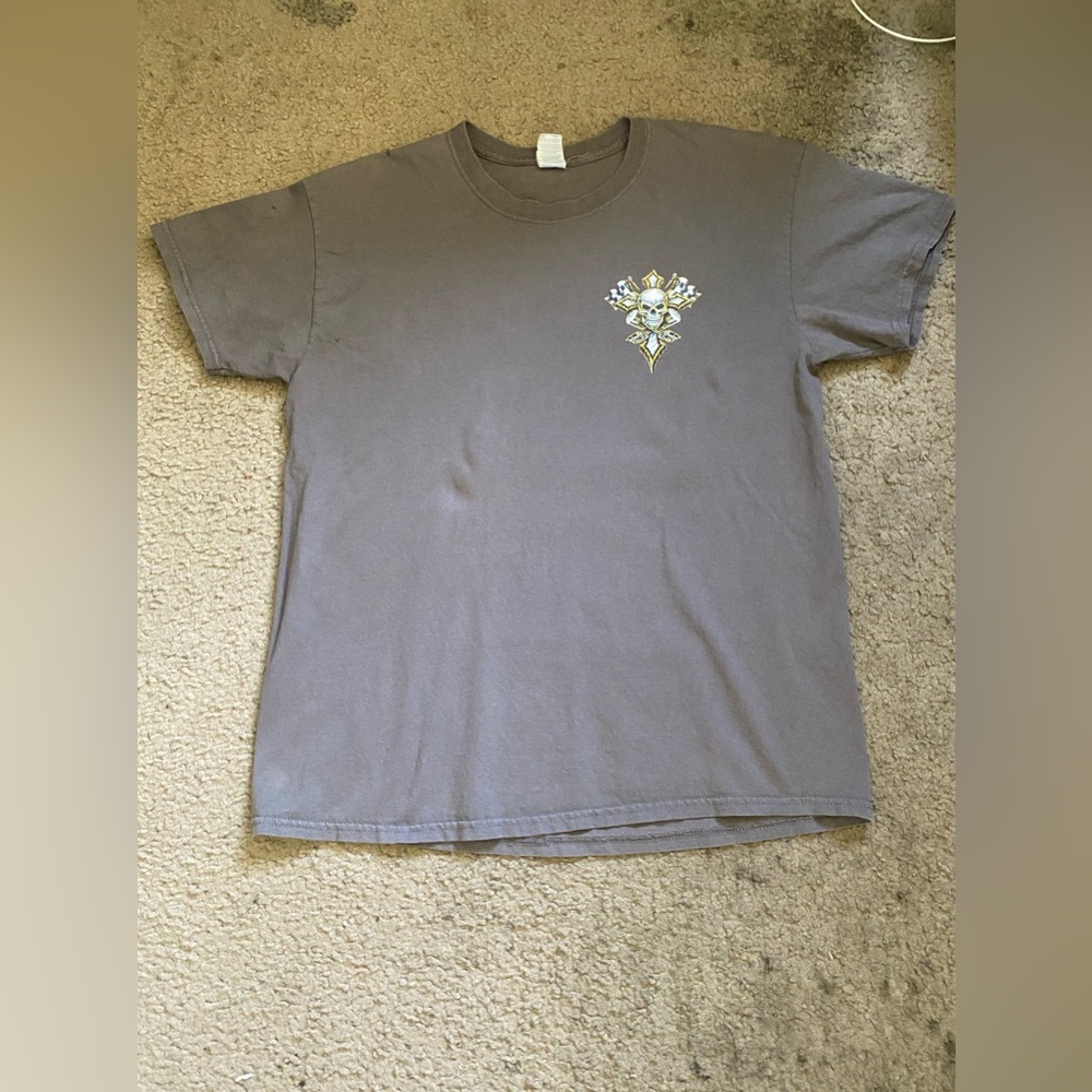 Affliction type shirt L